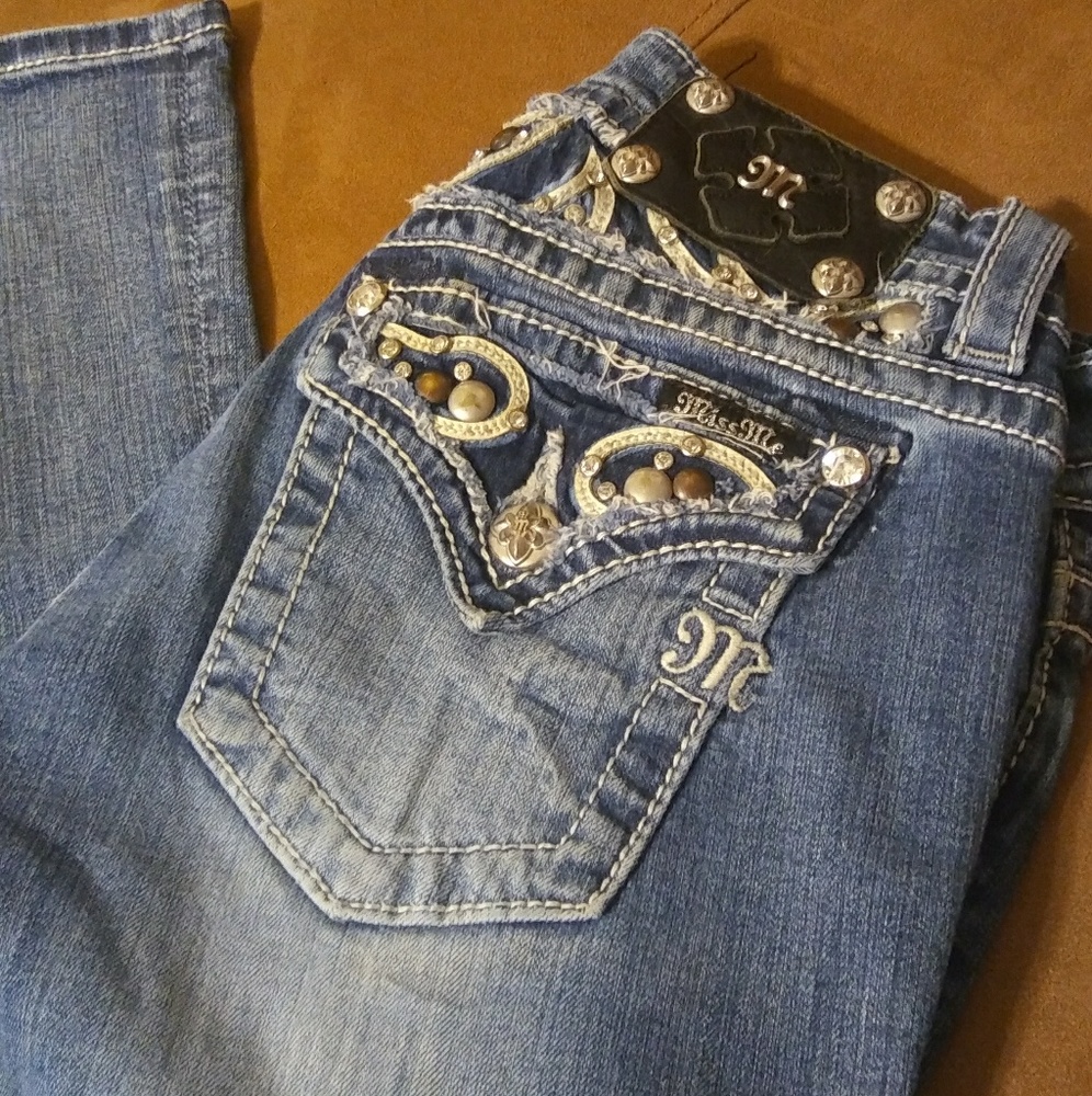 SOLD Miss Me 26 Perfect Cond Signature Boot Jean